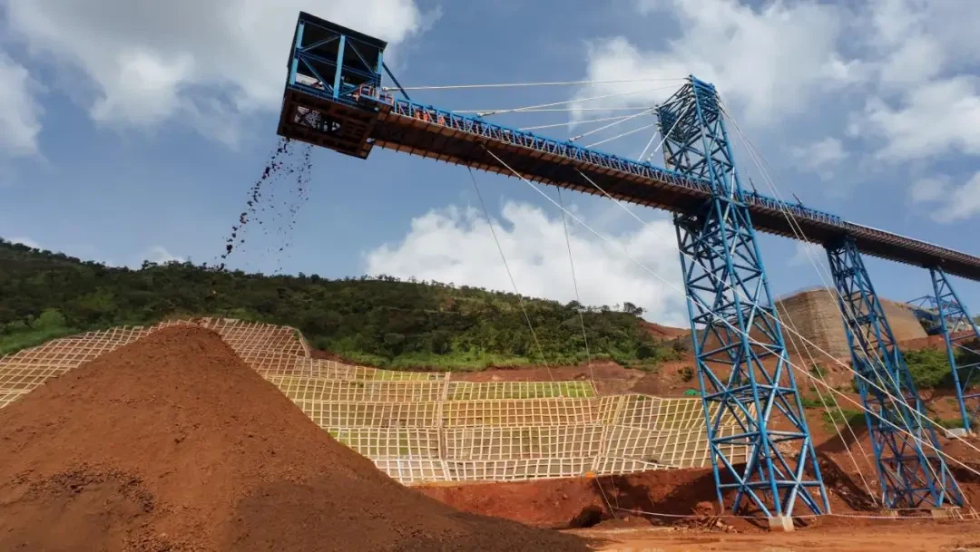 Железорудный проект Симанду в Гвинее запущен в пробное производство